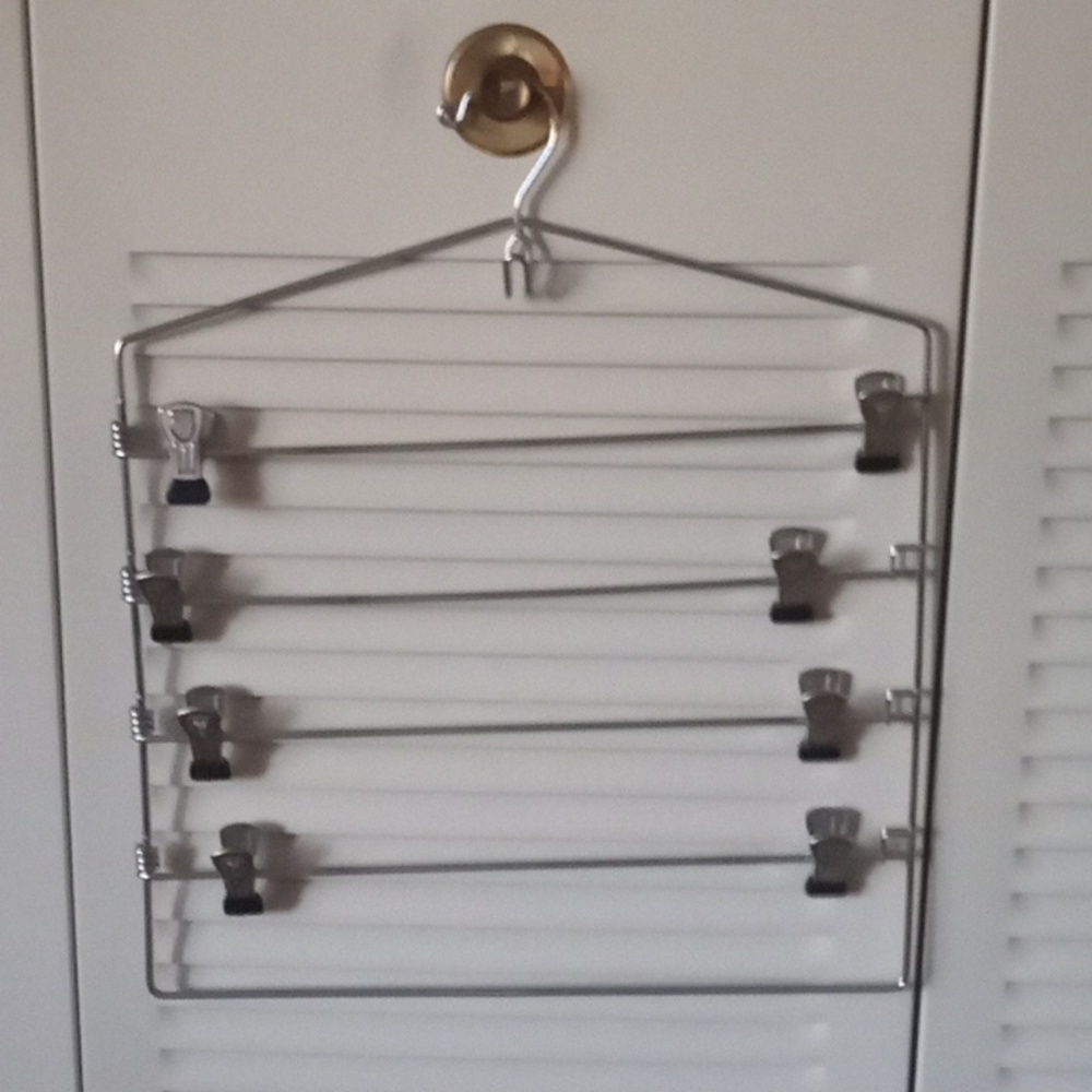 Metal Skirt/Pants Hanger with Clips